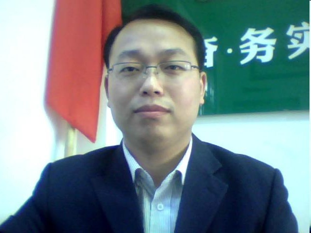 手袋出格主讲师:李学军